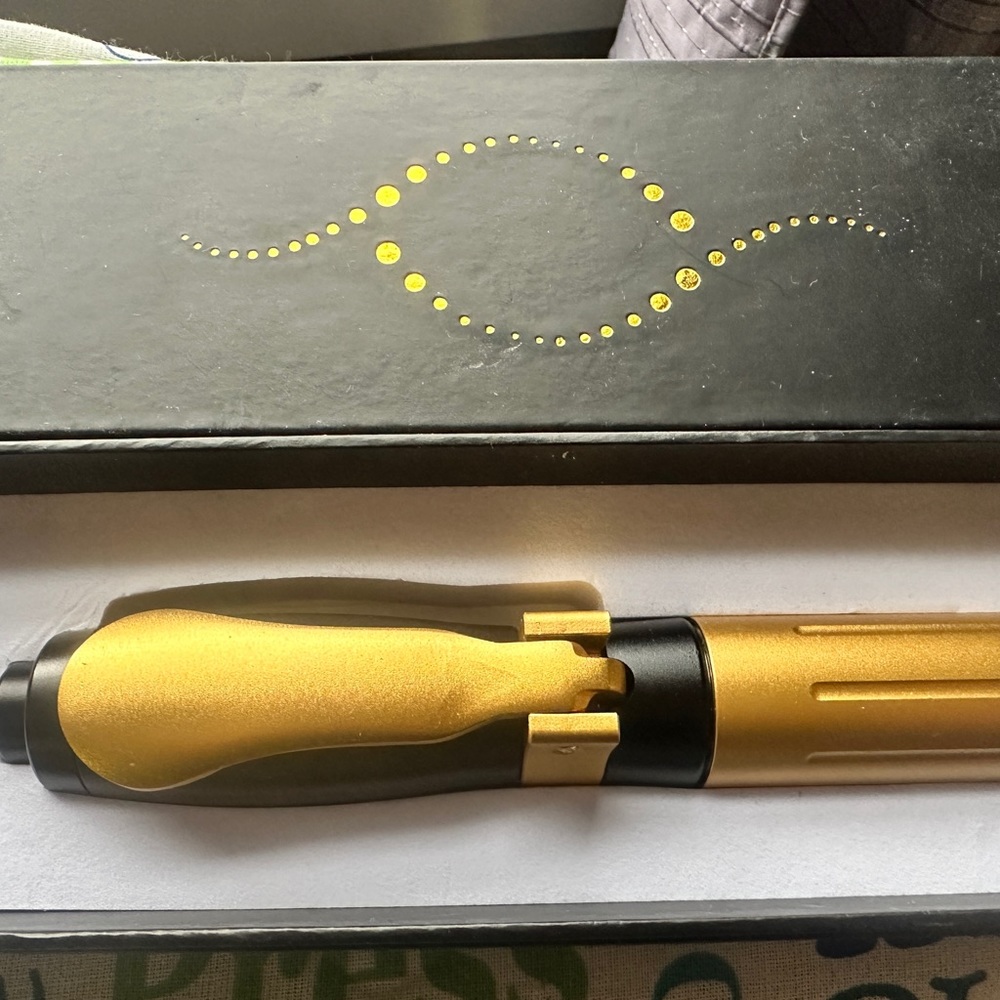 2 in 1 Hyaluronic Pen with ampules